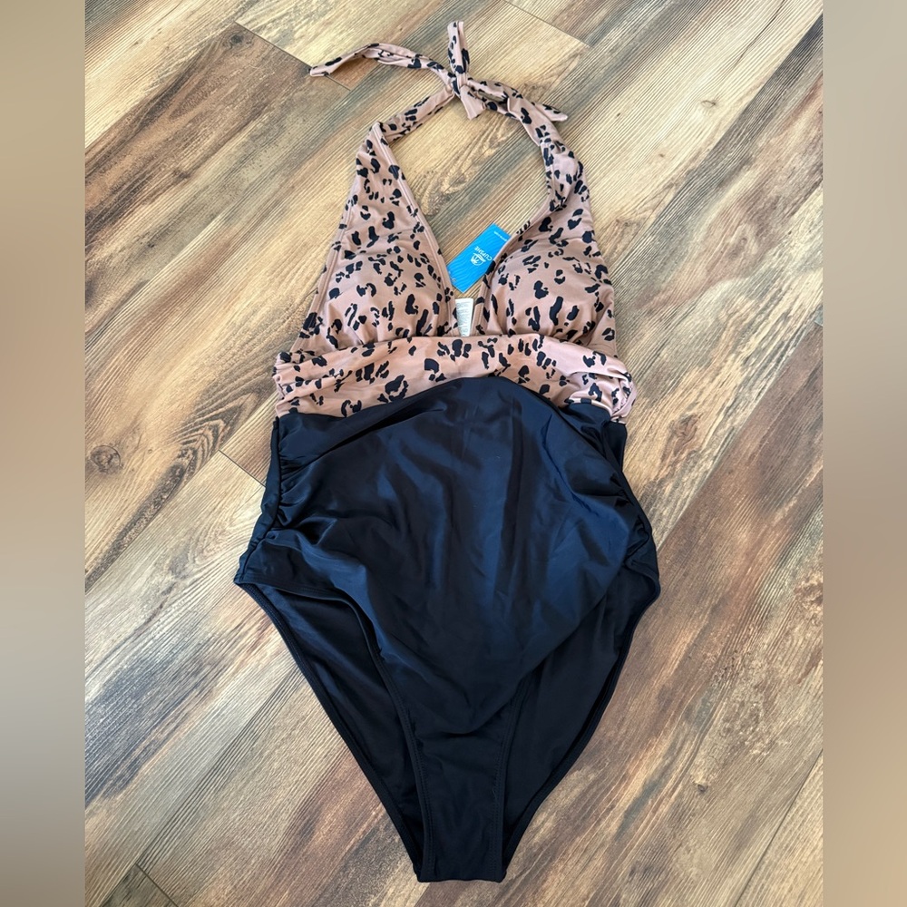 Cupshe Leopard Print and Black One Piece Swimsuit